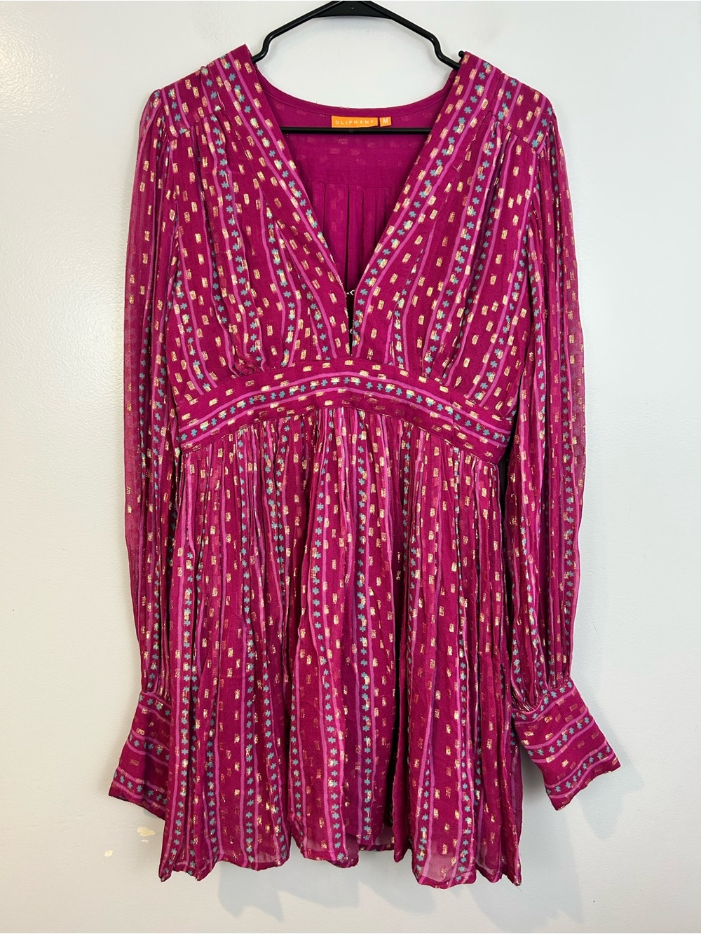 Oliphant Magenta Pink Long Sleeve Metallic Gold V-Neck Flowy Mini Dress Medium
